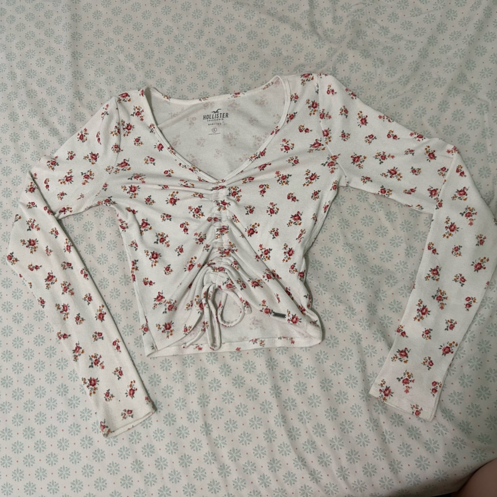 Hollister White Floral Baby Tee